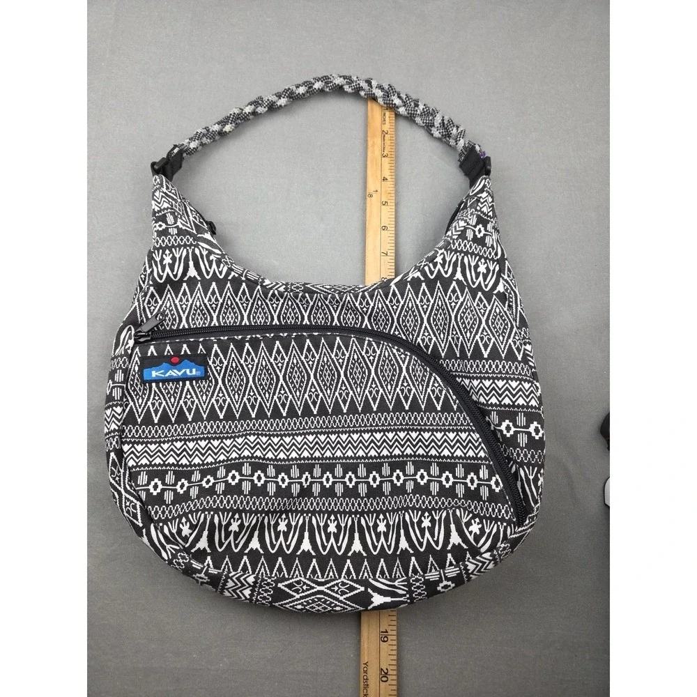 Women's Kavu Boom‎ Bag Black Geometric Braided Handle